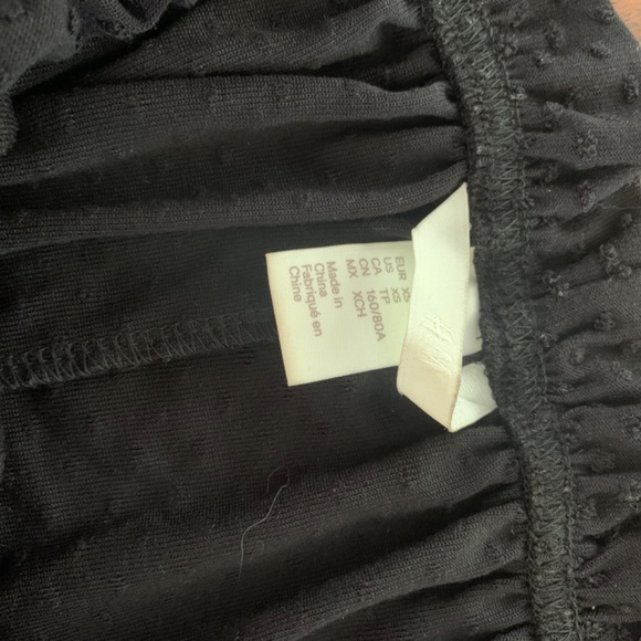 H&M off the shoulder top - Picture 2 of 2